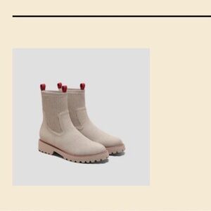 Women's oatmeal Knit Heeled Boots